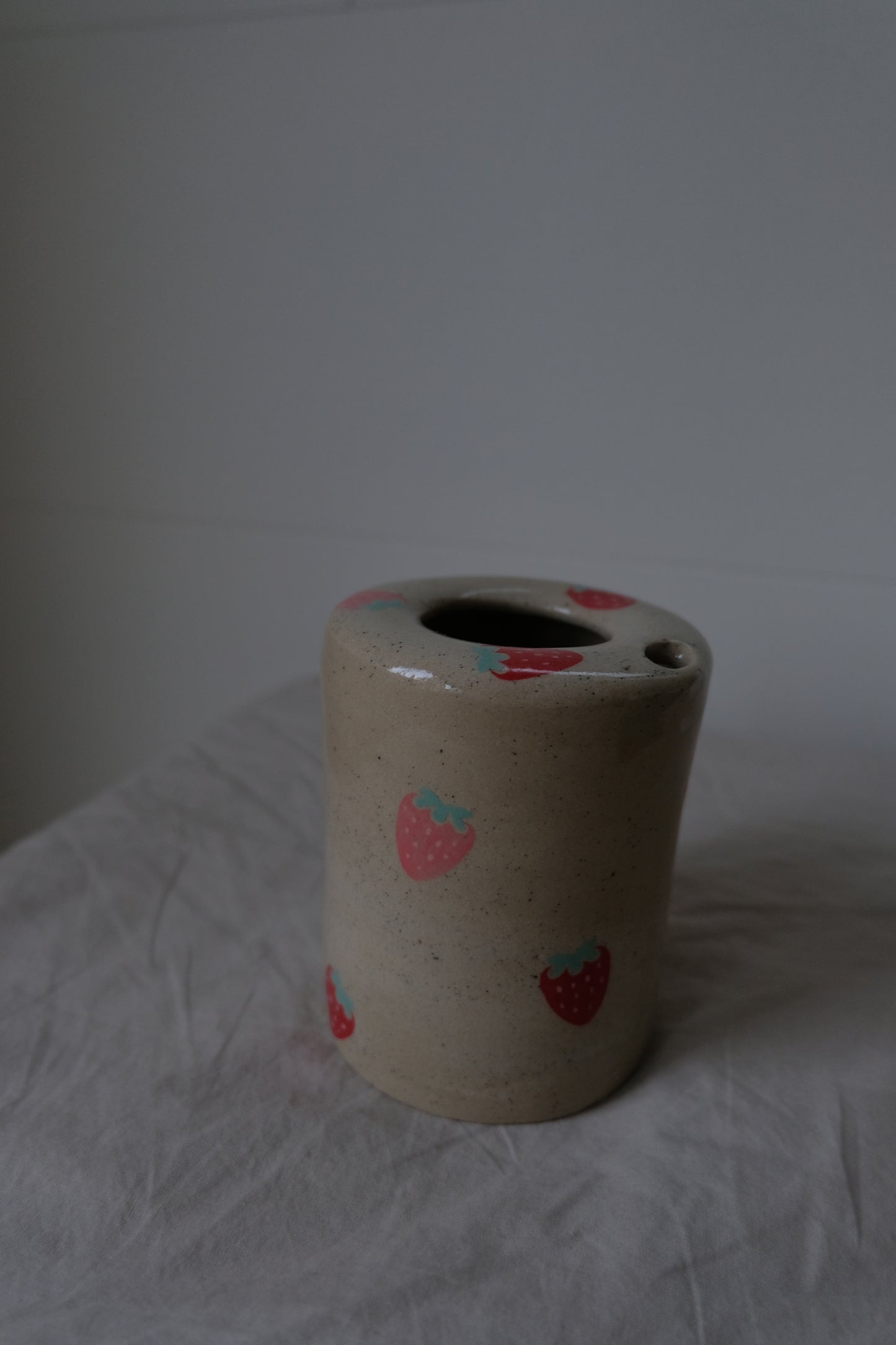 To-go Mug - Strawberry Round